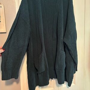 Terra & Sky Women's Cable Knit Cardigan - Dark Green